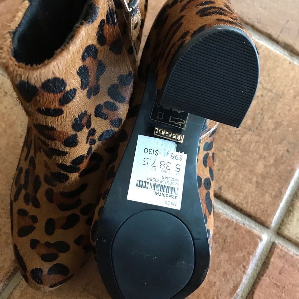 Boots/ shoes